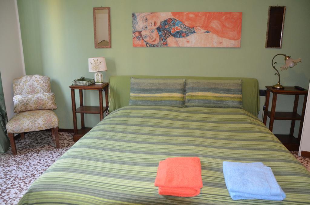 Green Quercia Apartment Como Kamer foto